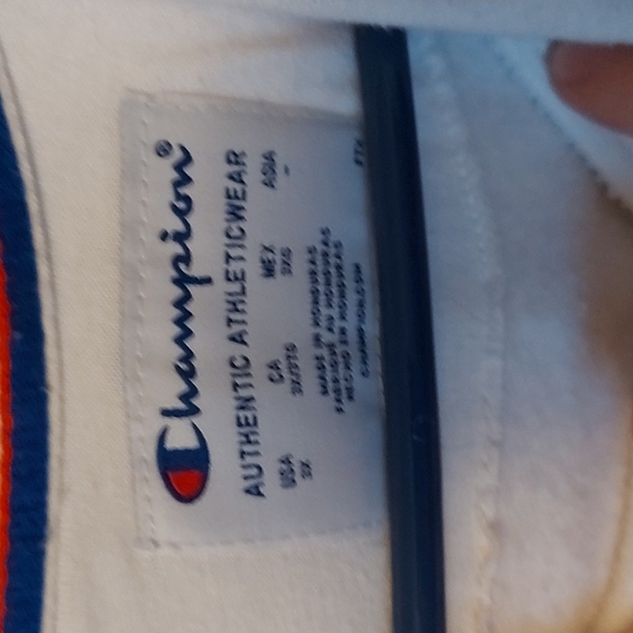 Champion hoodie - Picture 2 of 2